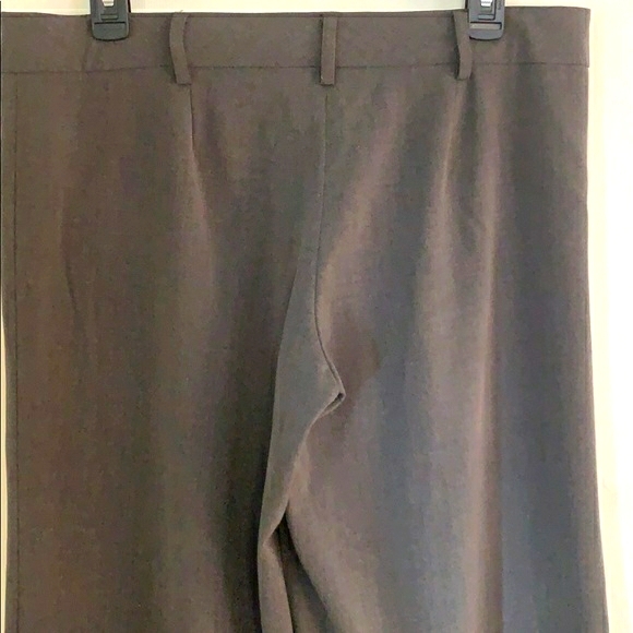 3 for 30.00 OLIVIA & GRACE gray pants size 8. - Picture 4 of 7